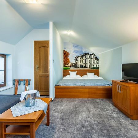 Hotel Jelinkova Vila Velké Meziříčí Exteriör bild