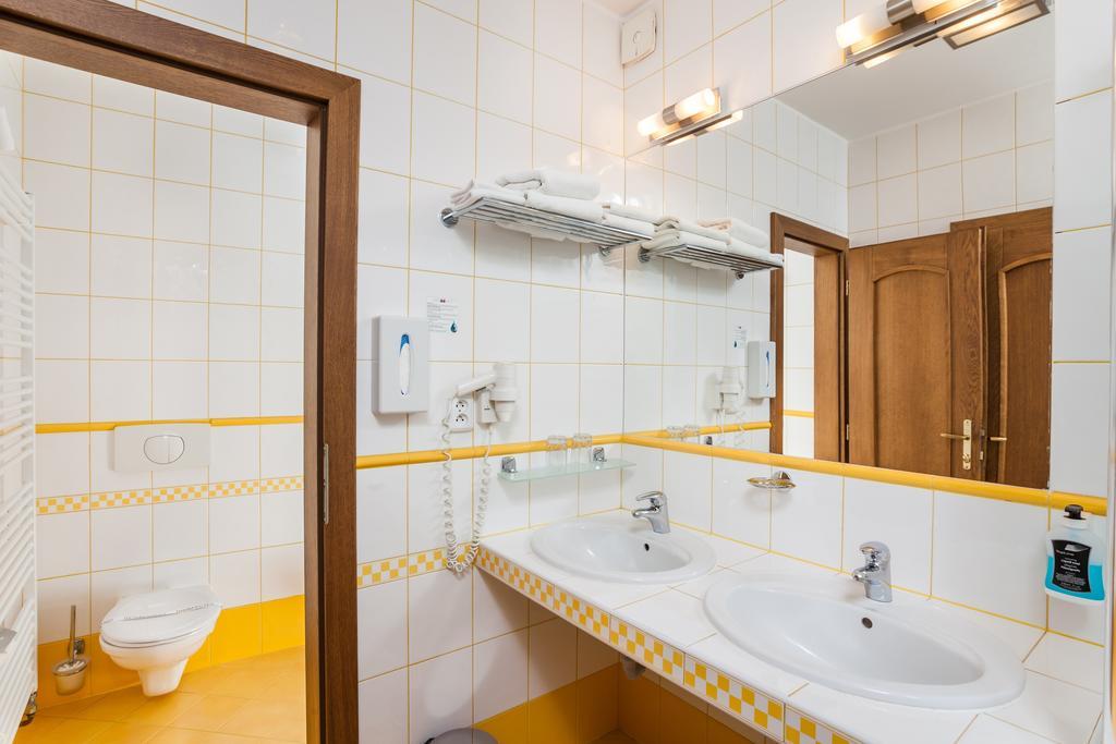 Hotel Jelinkova Vila Velké Meziříčí Rum bild