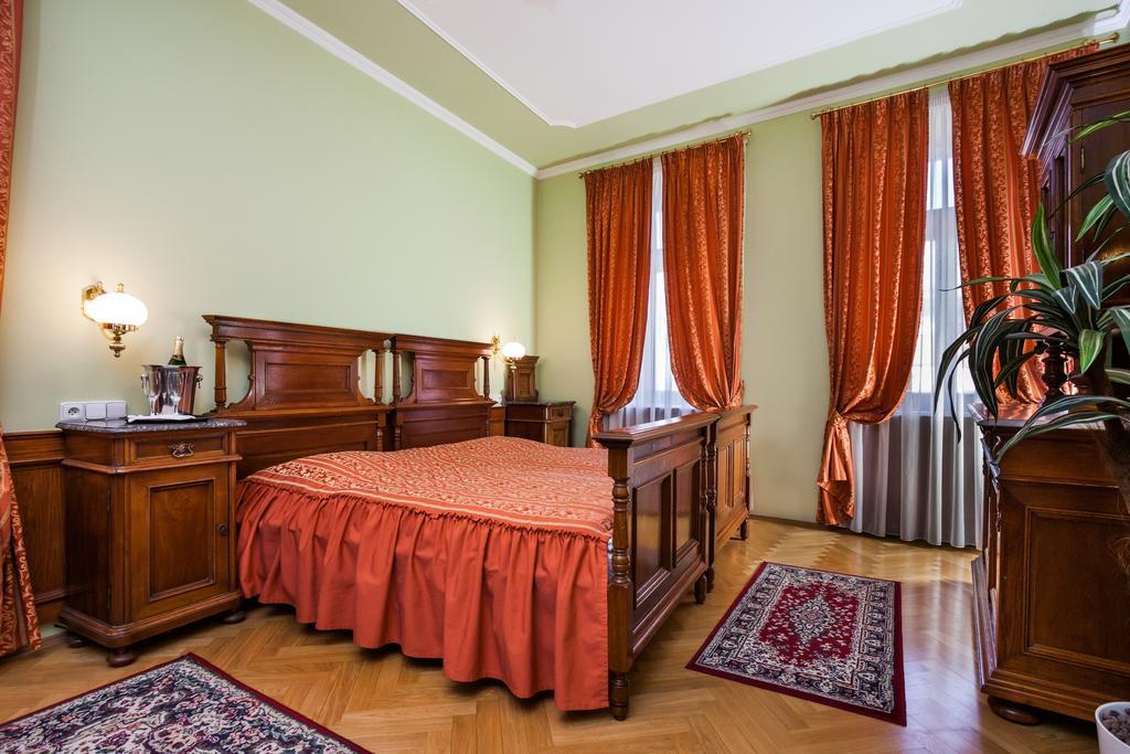 Hotel Jelinkova Vila Velké Meziříčí Rum bild