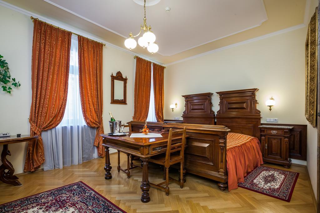 Hotel Jelinkova Vila Velké Meziříčí Rum bild